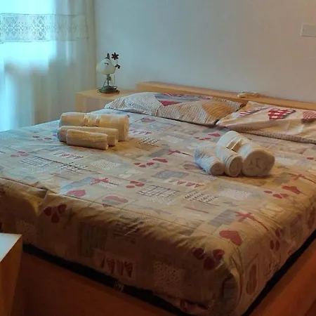 Casa Cate E Mary Apartment *
